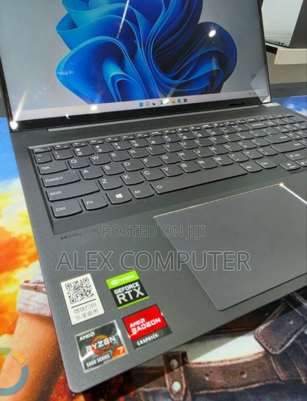 New Laptop Lenovo 16GB AMD Ryzen 7 SSD 512GB