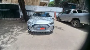Hyundai Avante 2017 Silver