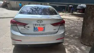 Hyundai Avante 2017 Silver