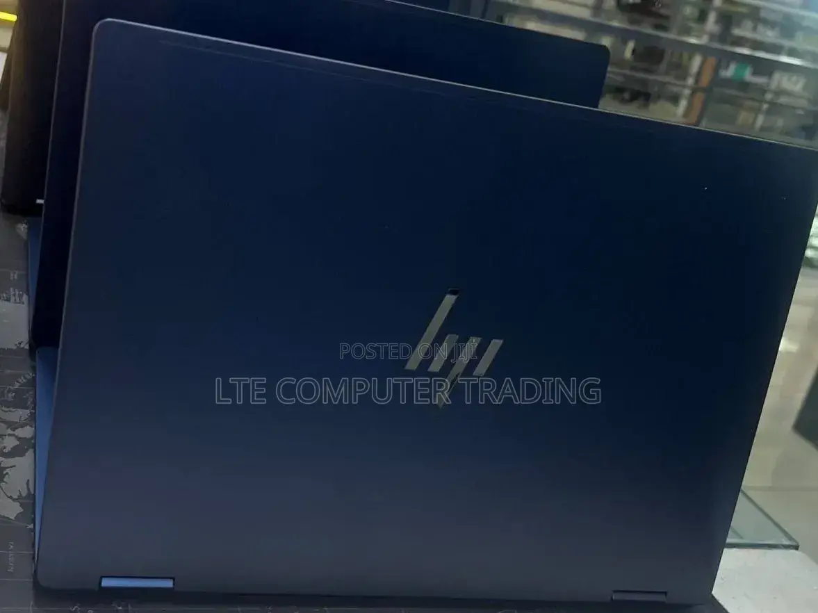 New Laptop HP OmniBook X Flip 14" 16GB Intel Core Ultra 7 SSD 1T