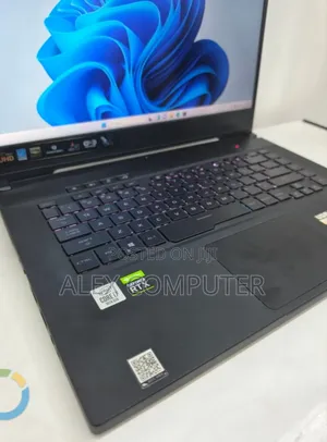 New Laptop Asus ROG Zephyrus G15 16GB Intel Core i7 SSD 1T