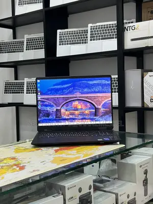 New Laptop HP Omen 16 16GB Intel Core i7 SSD 1T