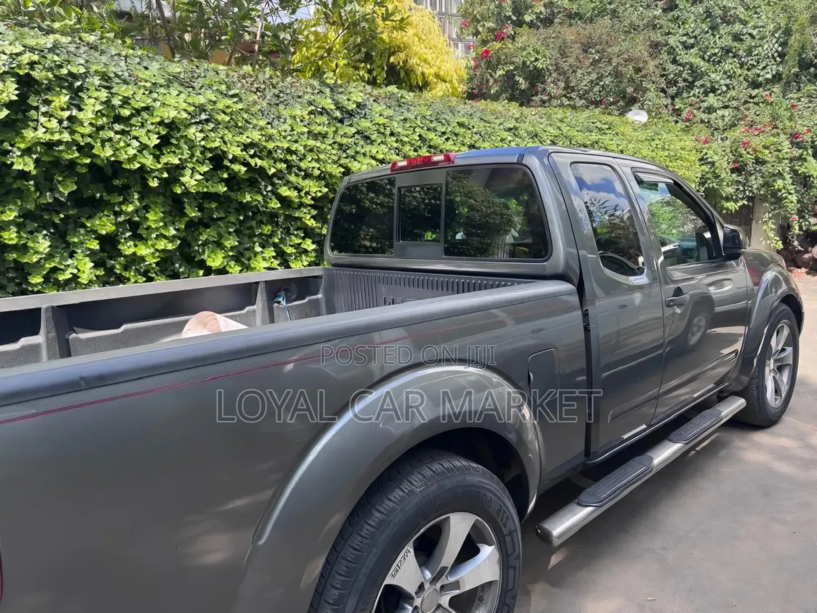 Nissan Frontier 2006 Gray