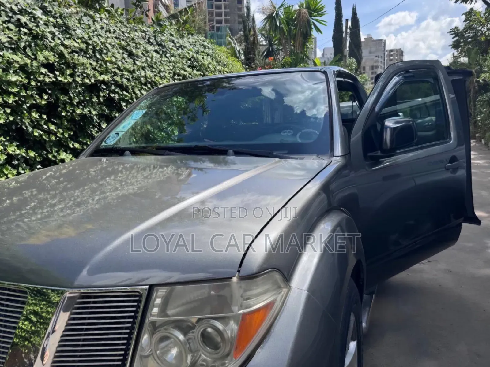 Nissan Frontier 2006 Gray