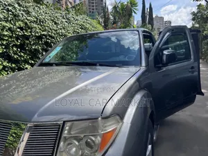 Nissan Frontier 2006 Gray