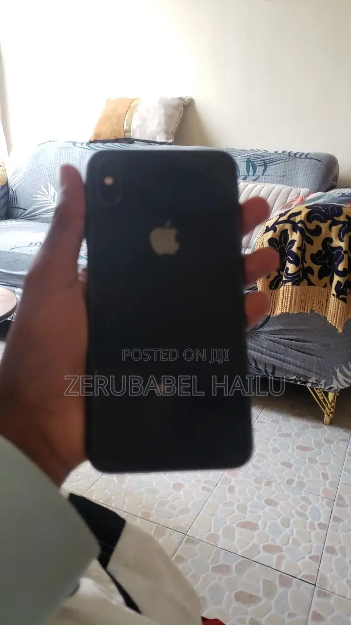 Apple iPhone XS Max 64 GB Black