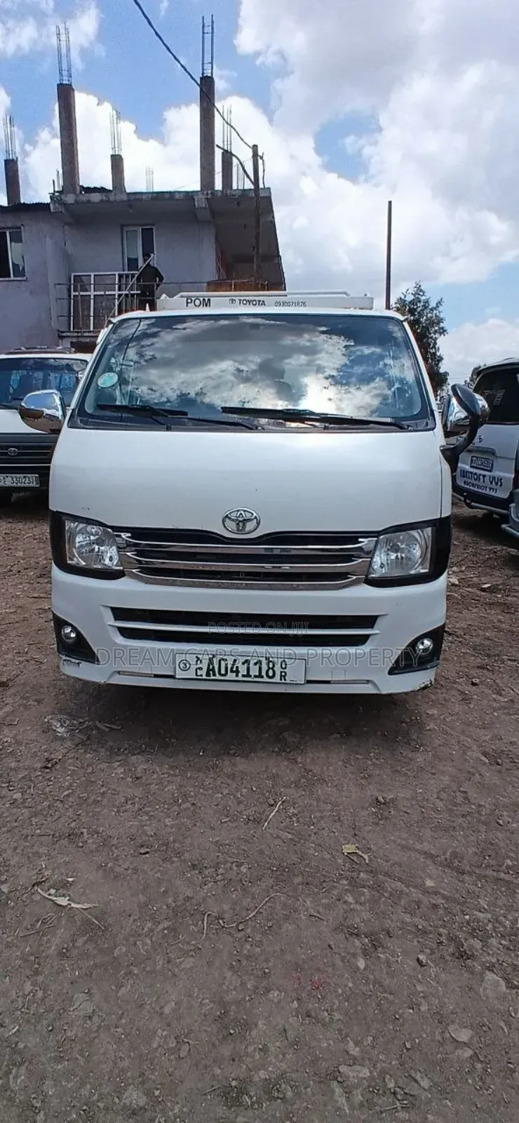 Toyota HiAce 2010 White