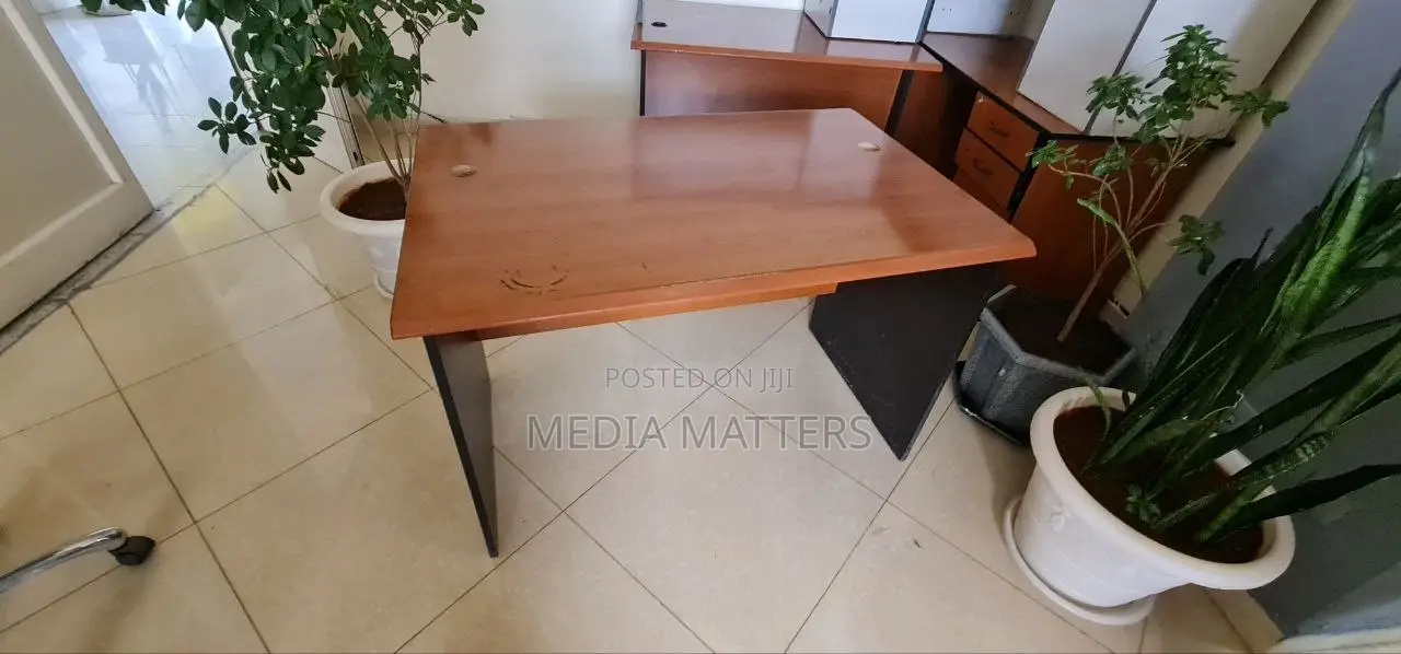 Used Office Tables