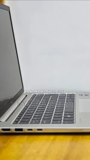 New Laptop HP EliteBook 840 G9 16GB Intel Core i7 SSD 512GB