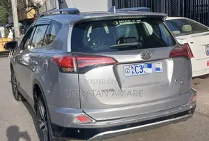 Toyota RAV4 2018 Silver
