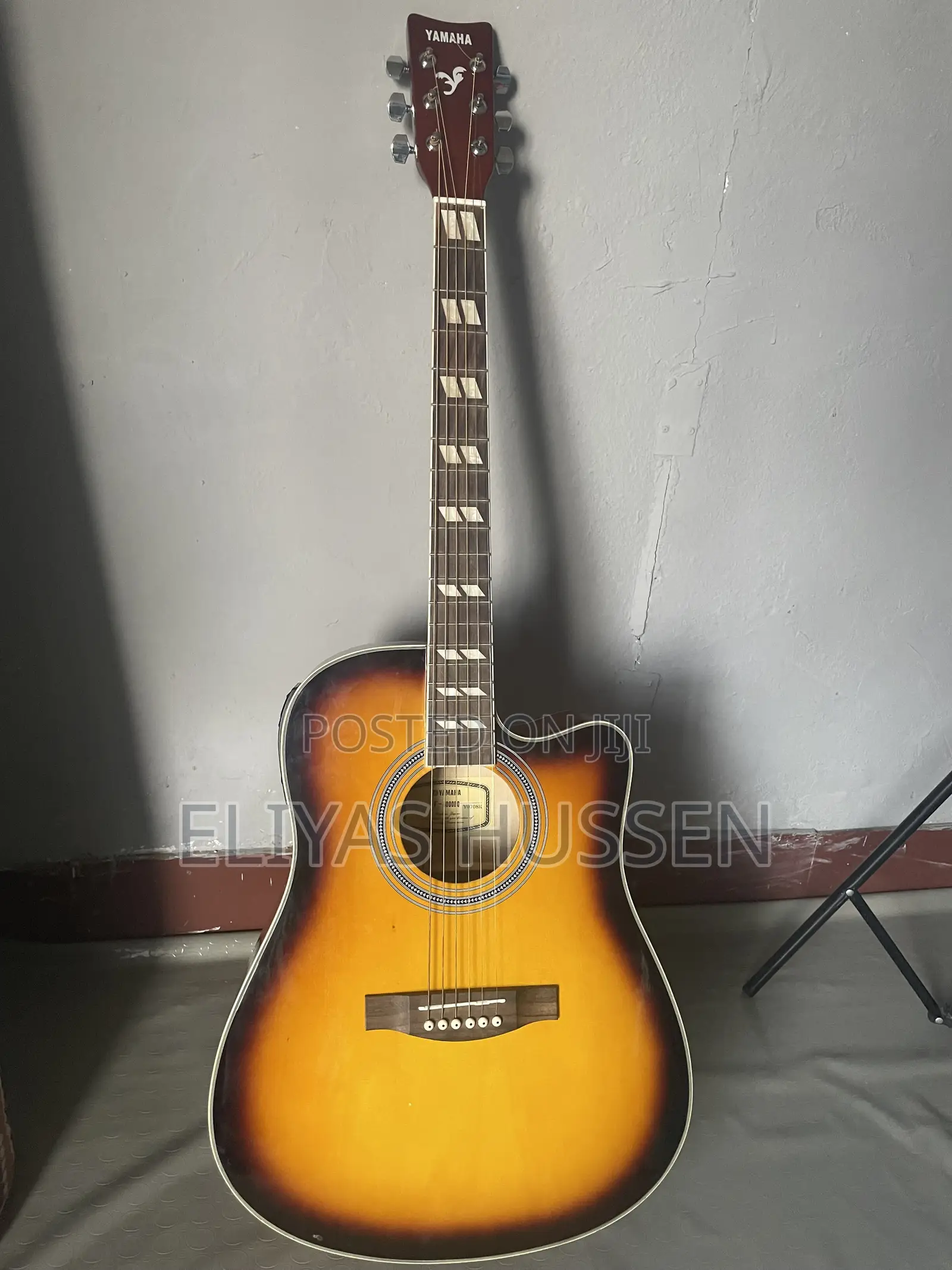 Yamaha F6000eq