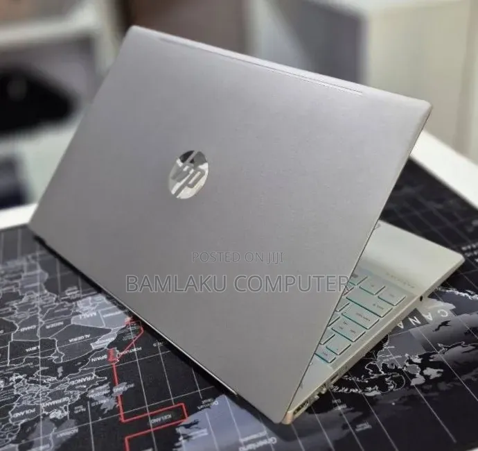 New Laptop HP Pavilion 15 8GB Intel Core i5 SSD 256GB