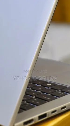 New Laptop HP EliteBook 840 G9 16GB Intel Core i7 SSD 512GB