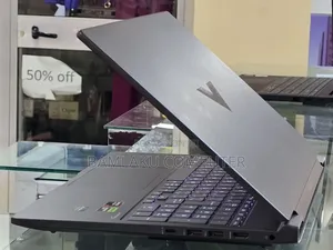New Laptop HP Victus 16 16GB AMD Ryzen 7 SSD 1T