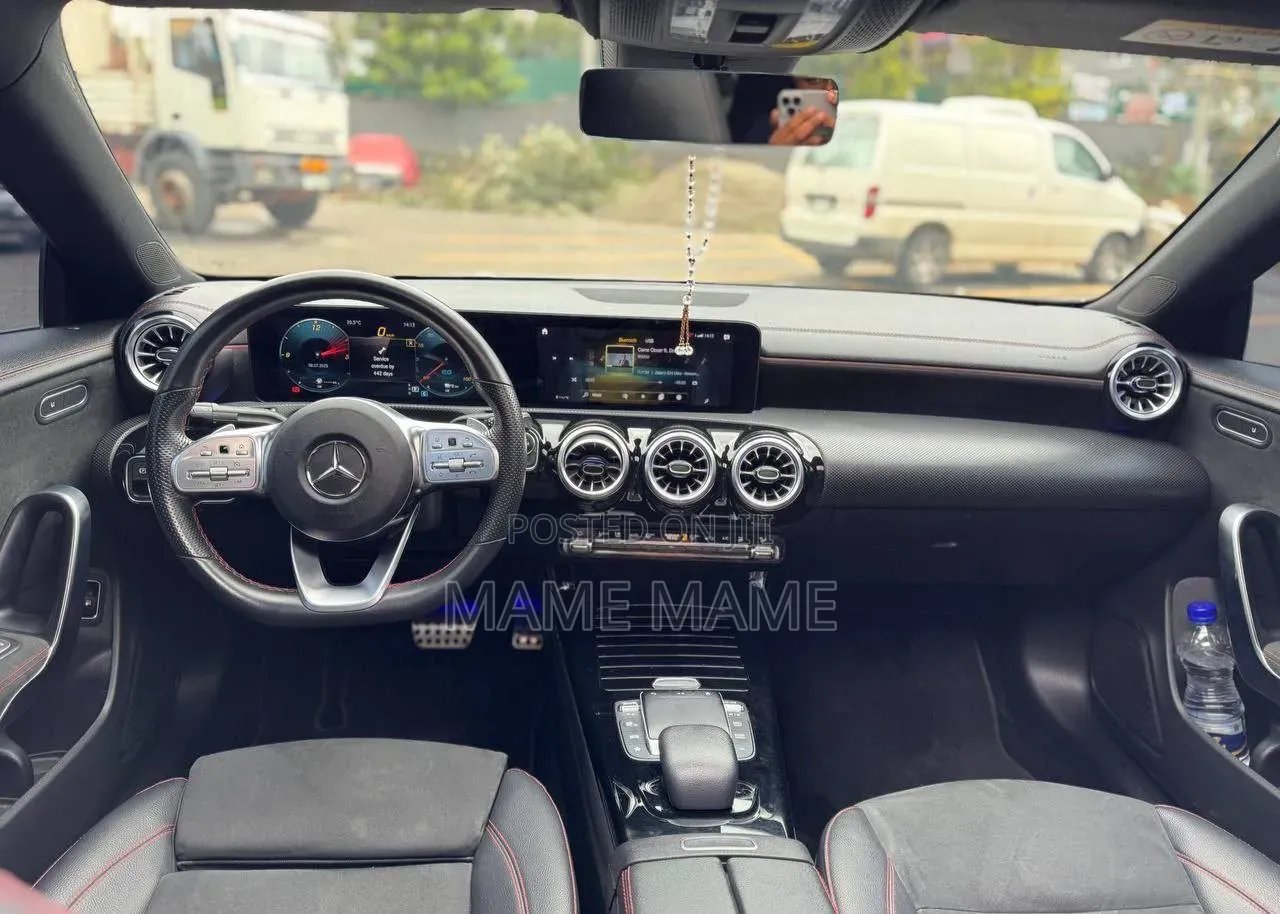 Mercedes-Benz C250 2022 White