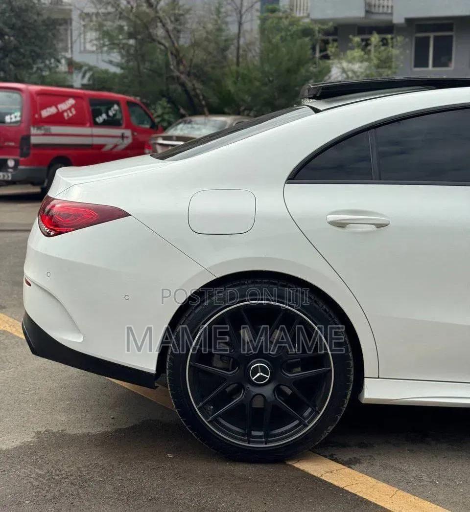 Mercedes-Benz C250 2022 White