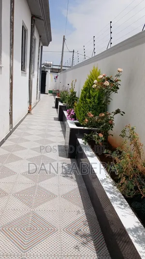 6bdrm Villa in Oromia-Finfinne for sale