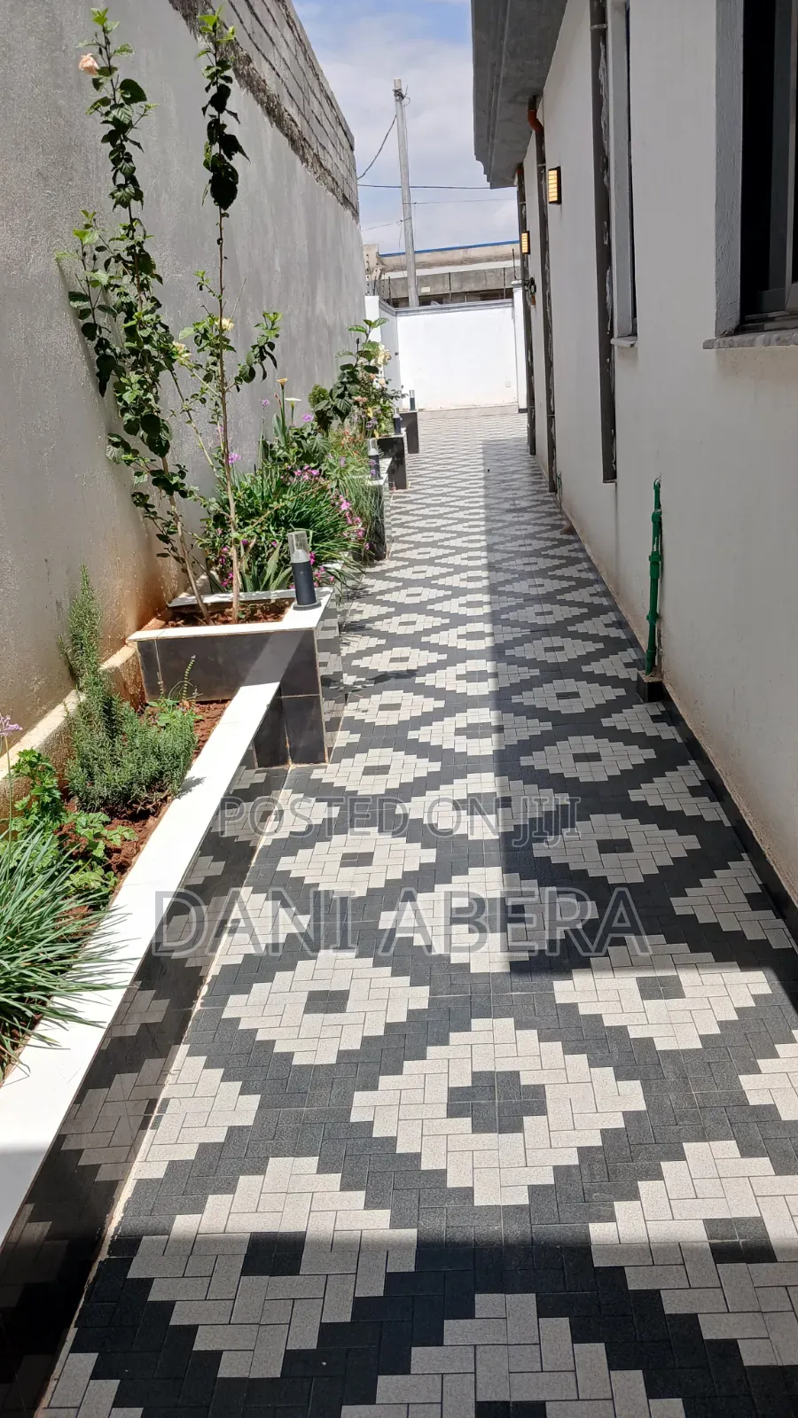 6bdrm Villa in Oromia-Finfinne for sale