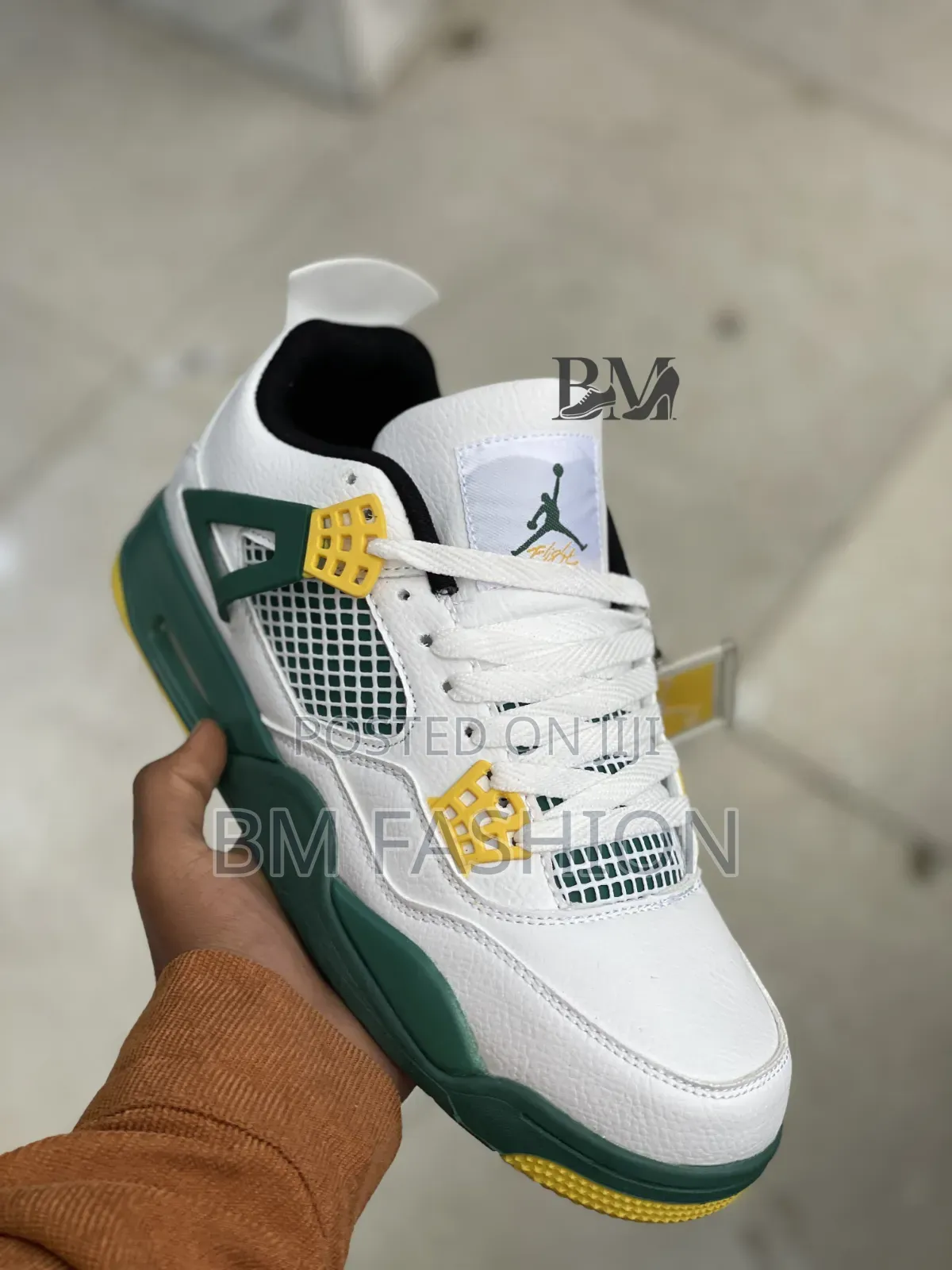 Air Jordan 4 Court Classic