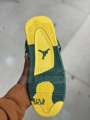 Air Jordan 4 Court Classic