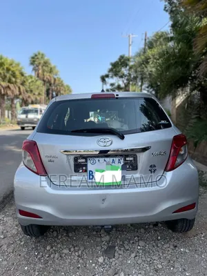 Toyota Yaris 2012