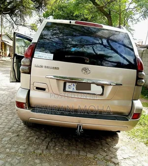 Toyota Land Cruiser Prado 2006 Beige