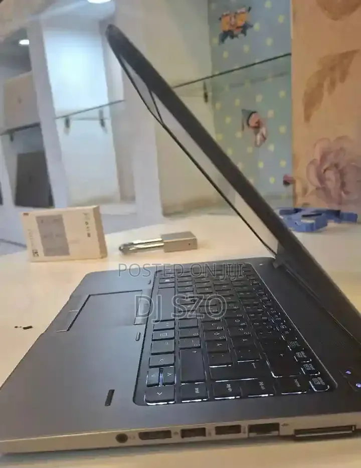 Laptop HP EliteBook 840 4GB Intel Core i5 HDD+SSD 500GB