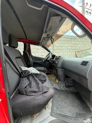 Toyota HiAce 2008 Red