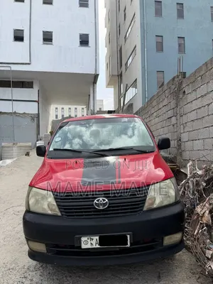 Toyota HiAce 2008 Red