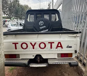 Toyota Mark II 2022 White