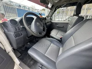 Toyota Mark II 2022 White