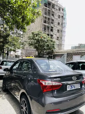 Hyundai I10 2022 Gray