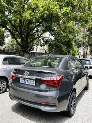Hyundai I10 2022 Gray