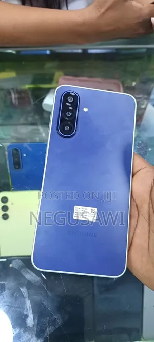 New Samsung Galaxy A17 5G 128 GB Blue