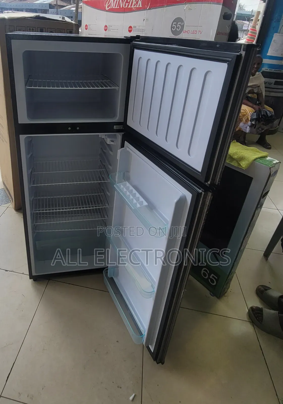 Boss 320litre Refrigerator