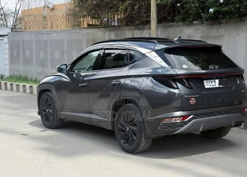 Hyundai Tucson 2022 Gray