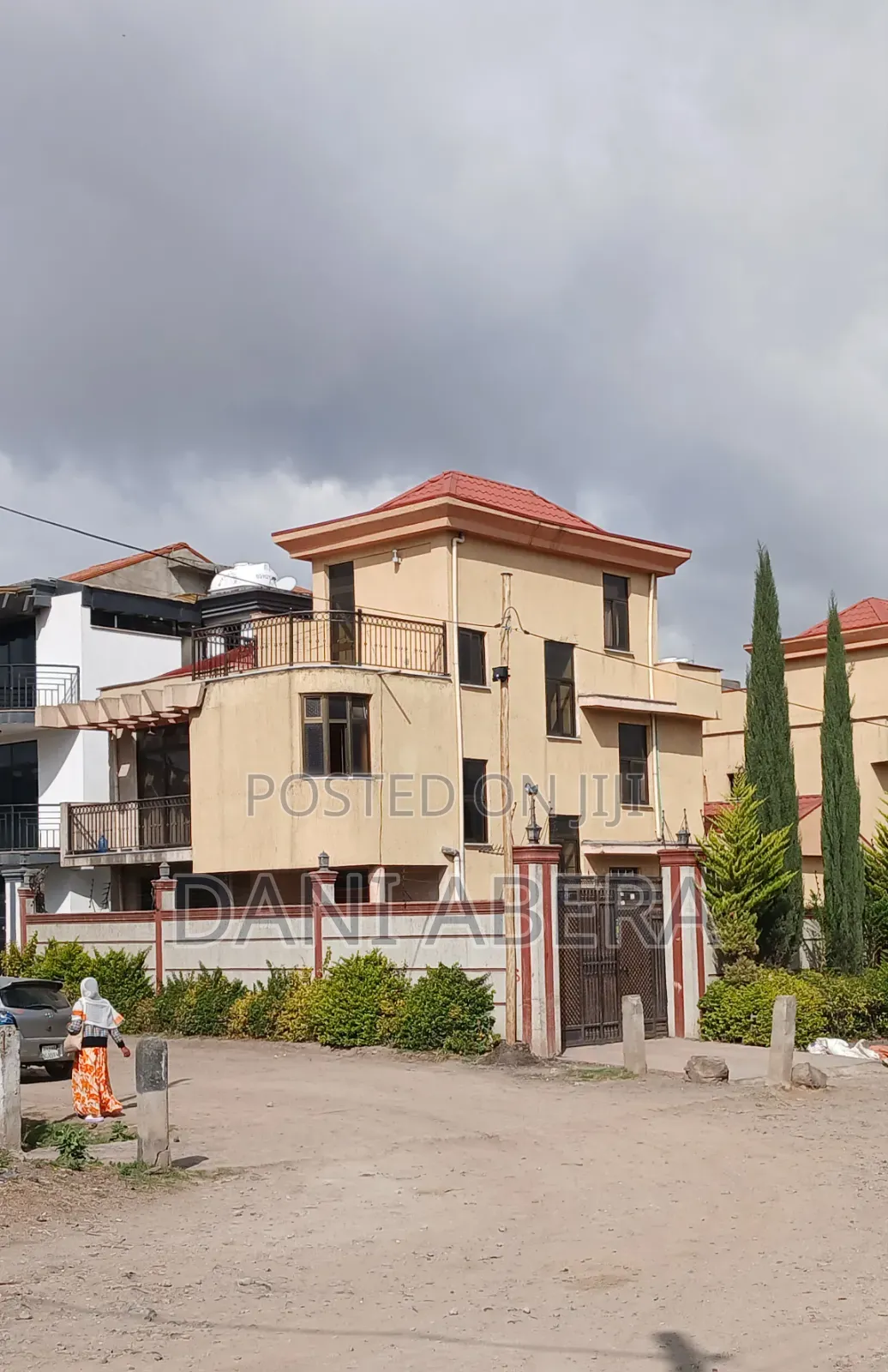 6bdrm House in Oromia-Finfinne for sale