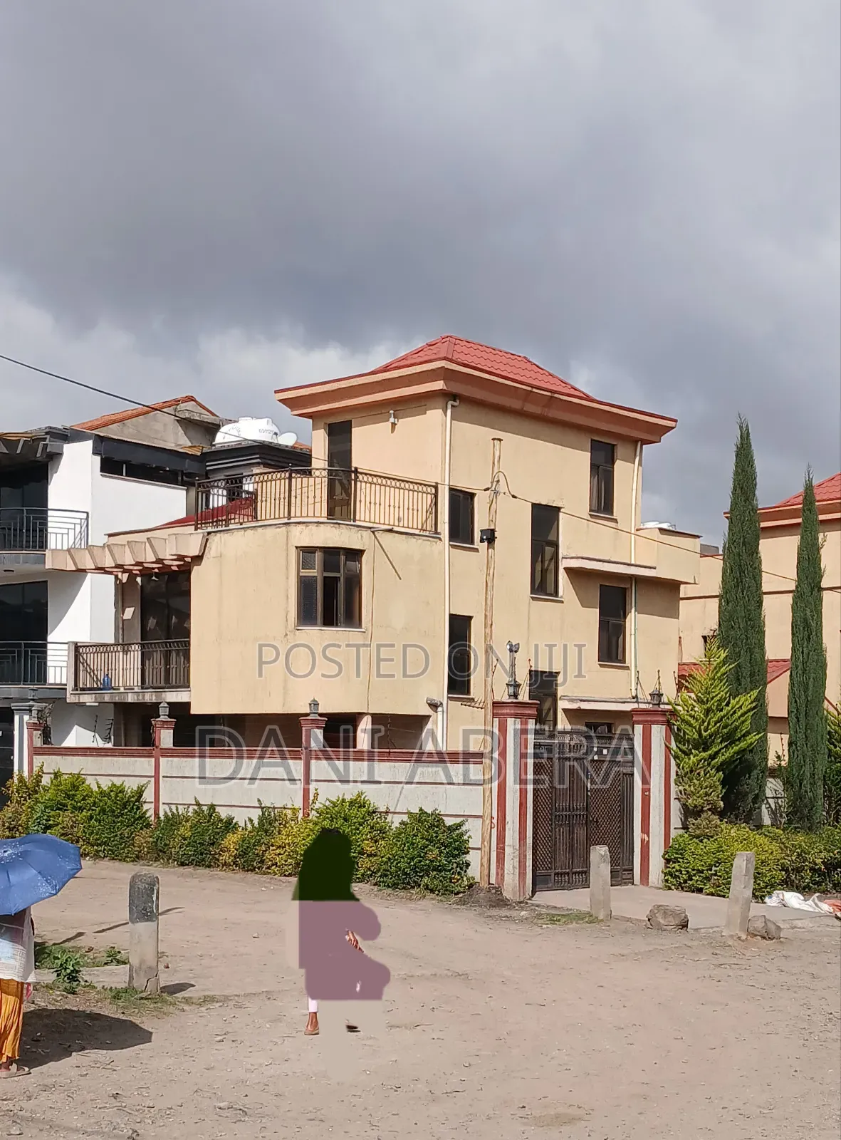 6bdrm House in Oromia-Finfinne for sale