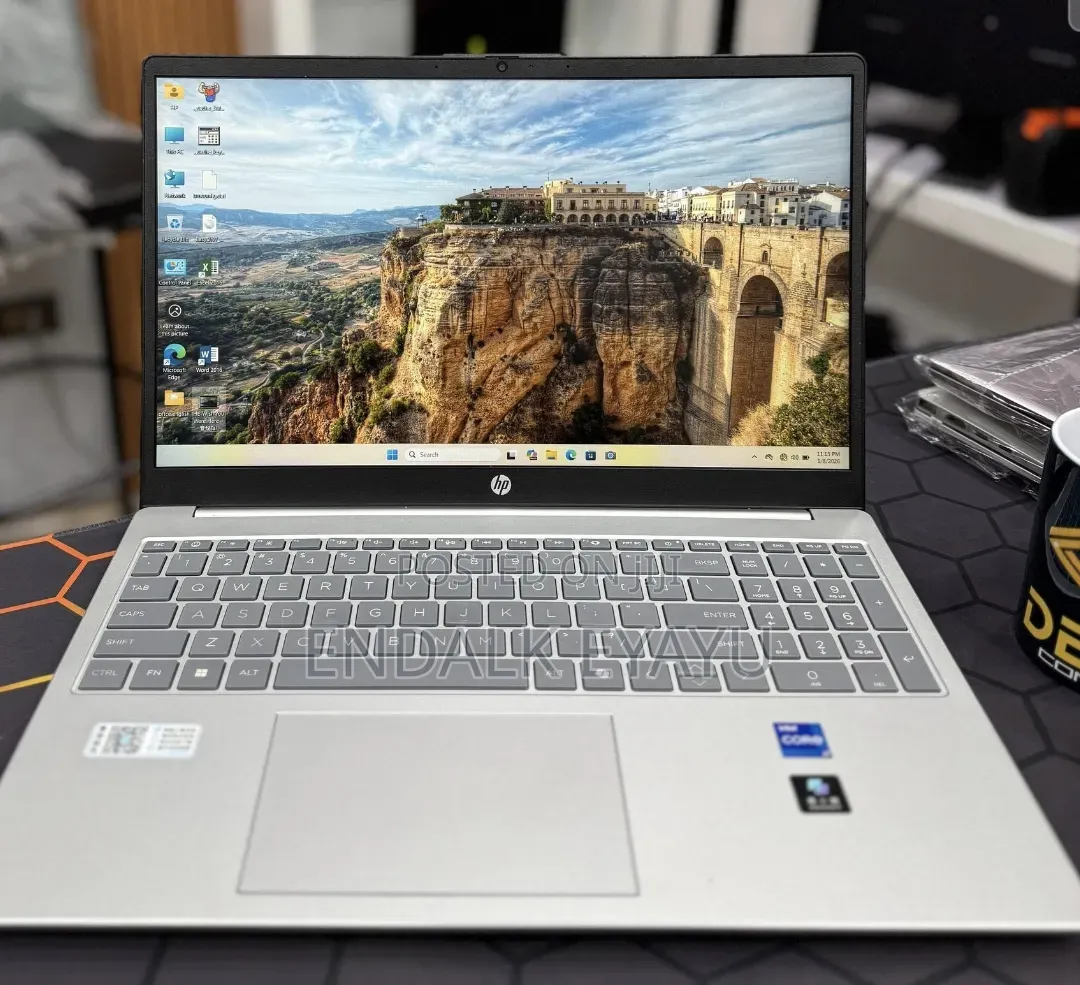 New Laptop HP 16GB Intel Core i7 SSD 1T