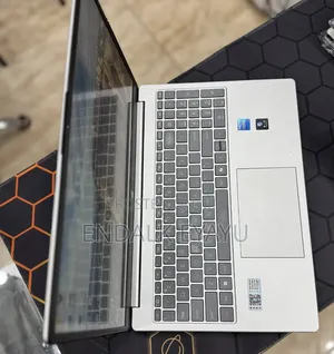 New Laptop HP 16GB Intel Core i7 SSD 1T