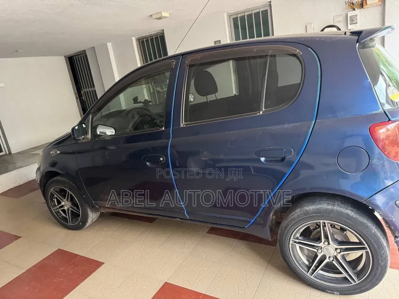 Toyota Vitz 1.0 FWD 5dr 2003 Blue