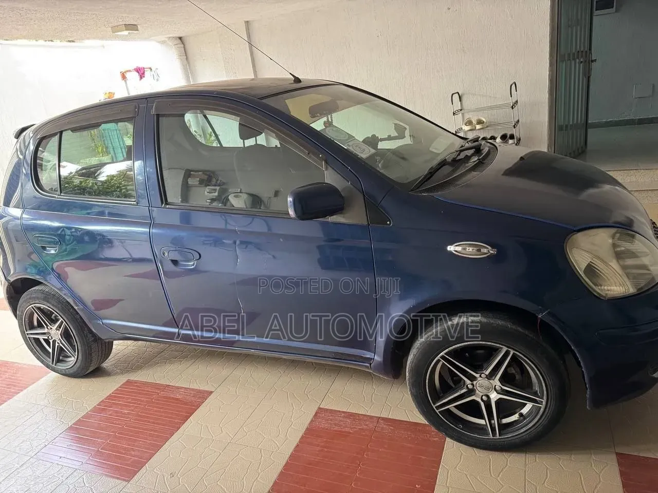 Toyota Vitz 1.0 FWD 5dr 2003 Blue
