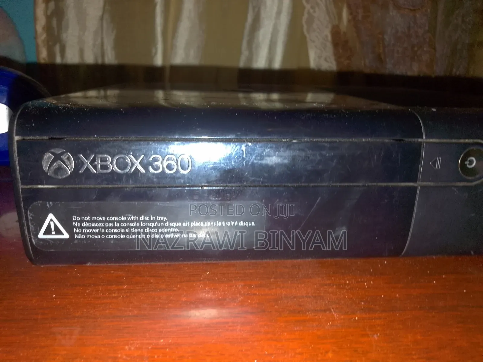 Xbox 360 With 2 Controller
