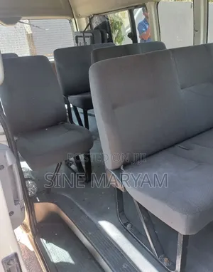 Toyota HiAce 2012 White