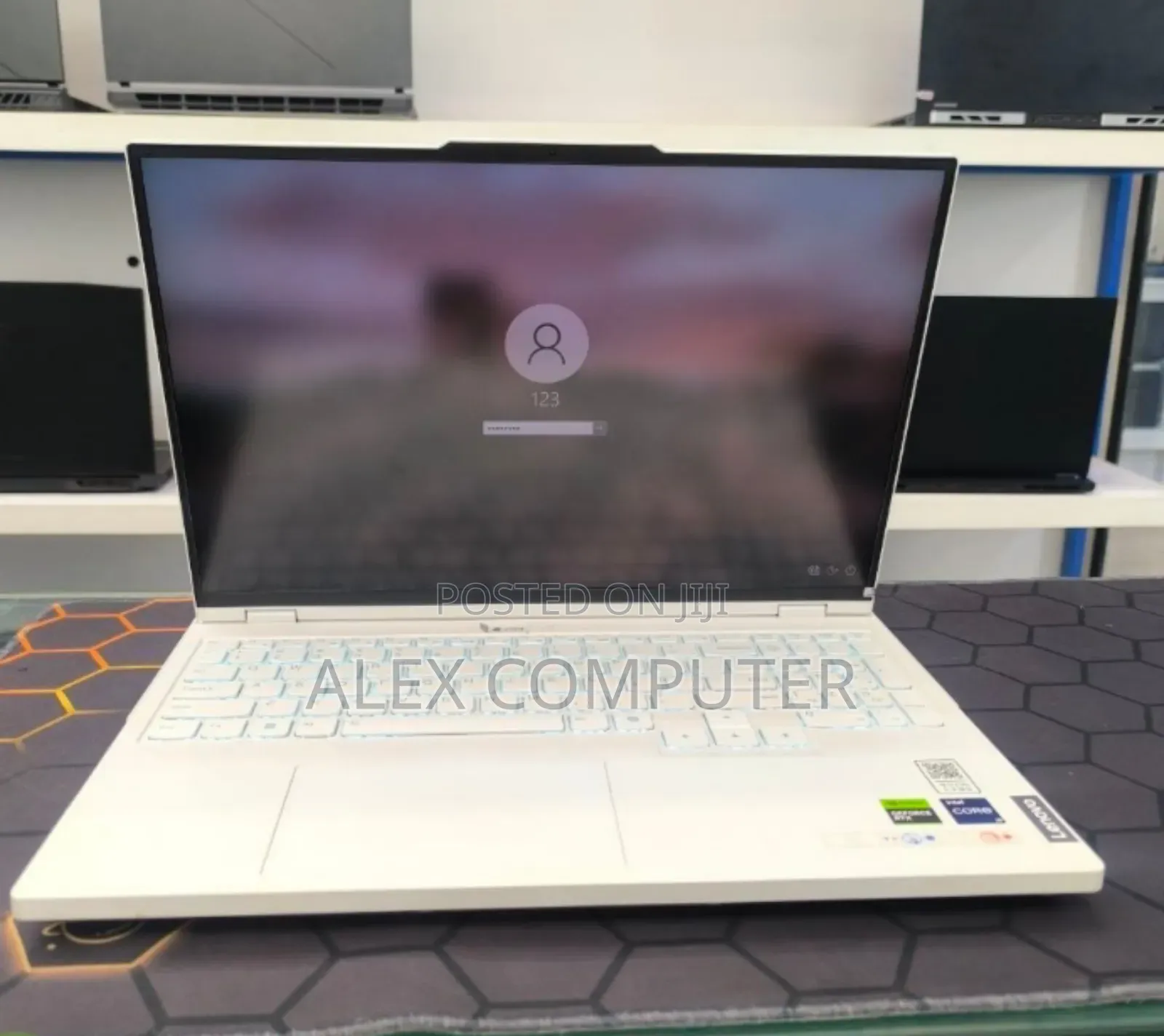New Laptop Lenovo 16GB Intel Core i9 SSD 1T