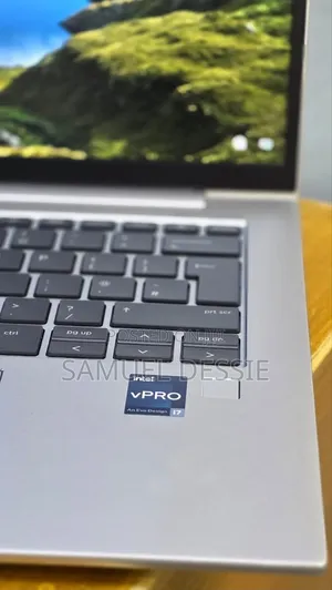 New Laptop HP EliteBook 840 G9 16GB Intel Core i7 SSD 512GB