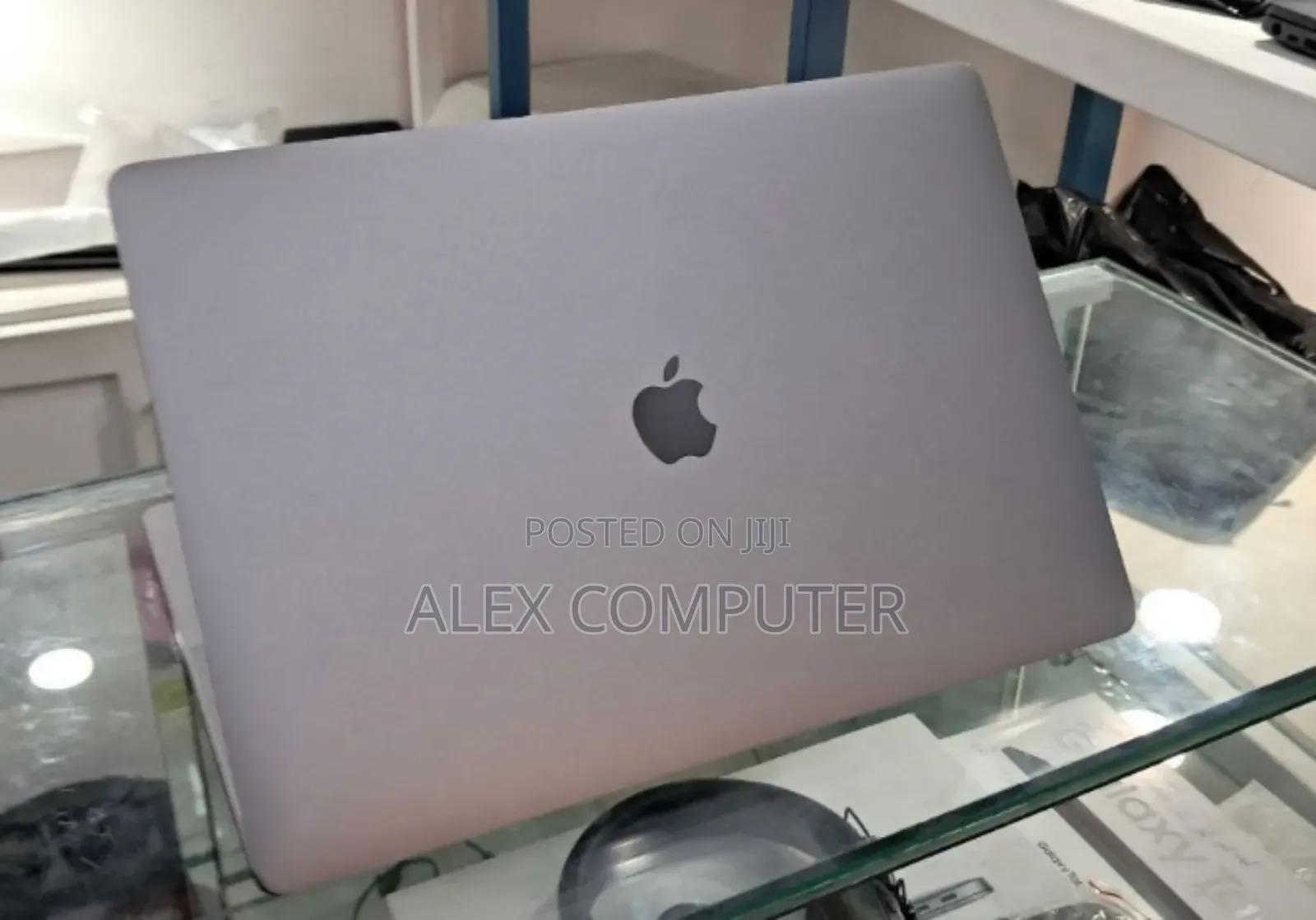 New Laptop Apple MacBook Pro 2019 32GB Intel Core i9 SSD 1T