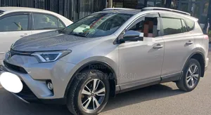 Toyota RAV4 2018 Silver