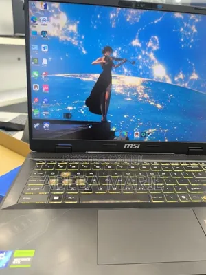 New Laptop MSI Vector 16 HX AI A2XWIG 16GB Intel Core Ultra 9 SSD 1T