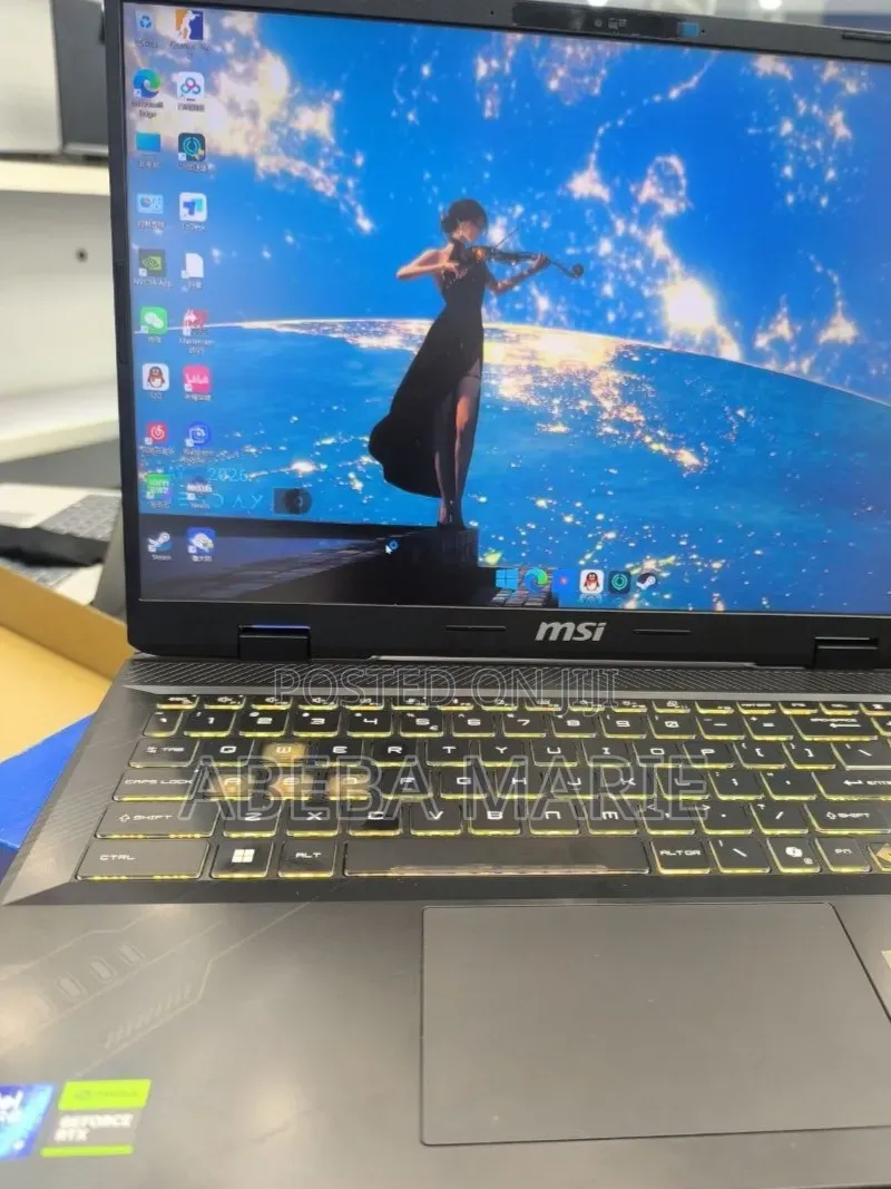 New Laptop MSI Vector 16 HX AI A2XWIG 16GB Intel Core Ultra 9 SSD 1T